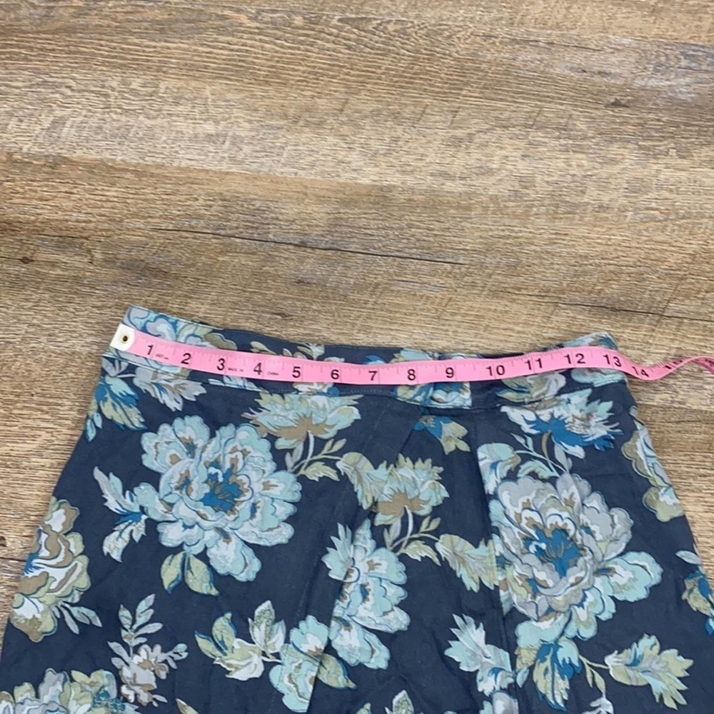 American Eagle Blue Floral Skirt 2 - Picture 9 of 11